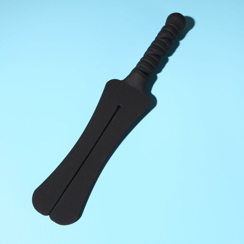 TANTUS Trip 2 Tawse Paddle - Onyx BDSM Tantus