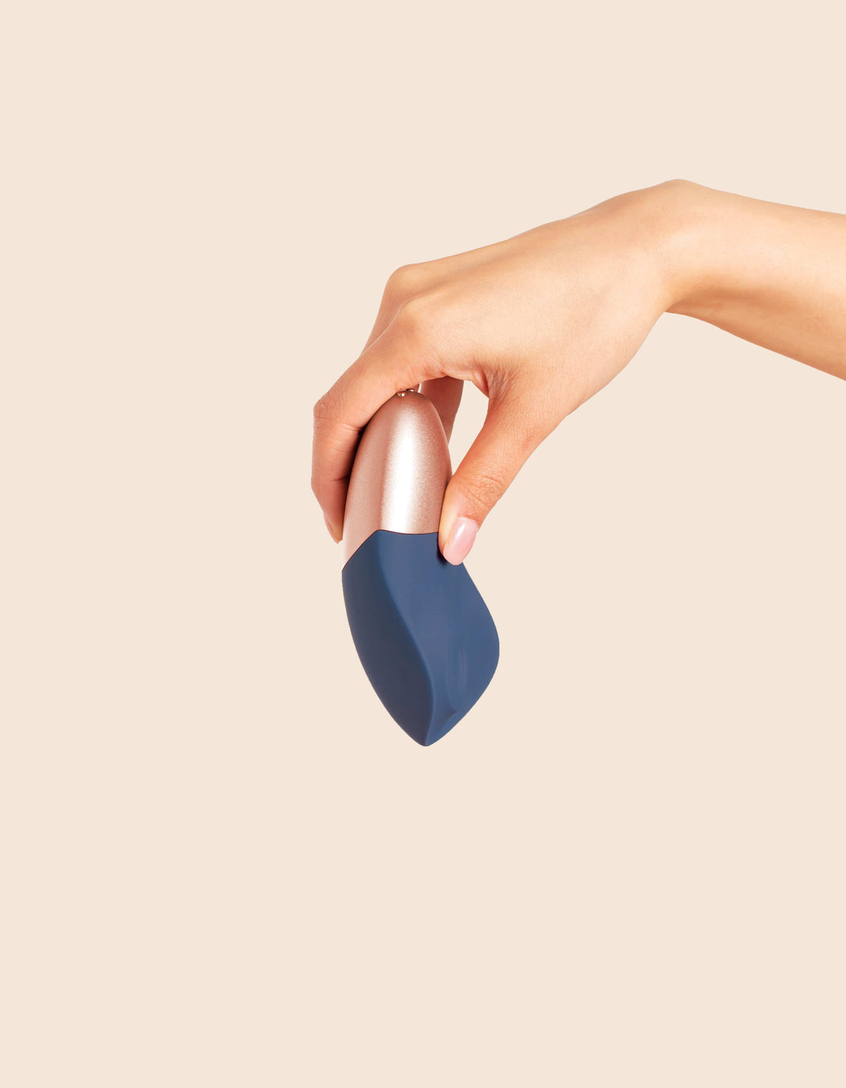 THE AROUSER Vibrator - Deia Other Deia