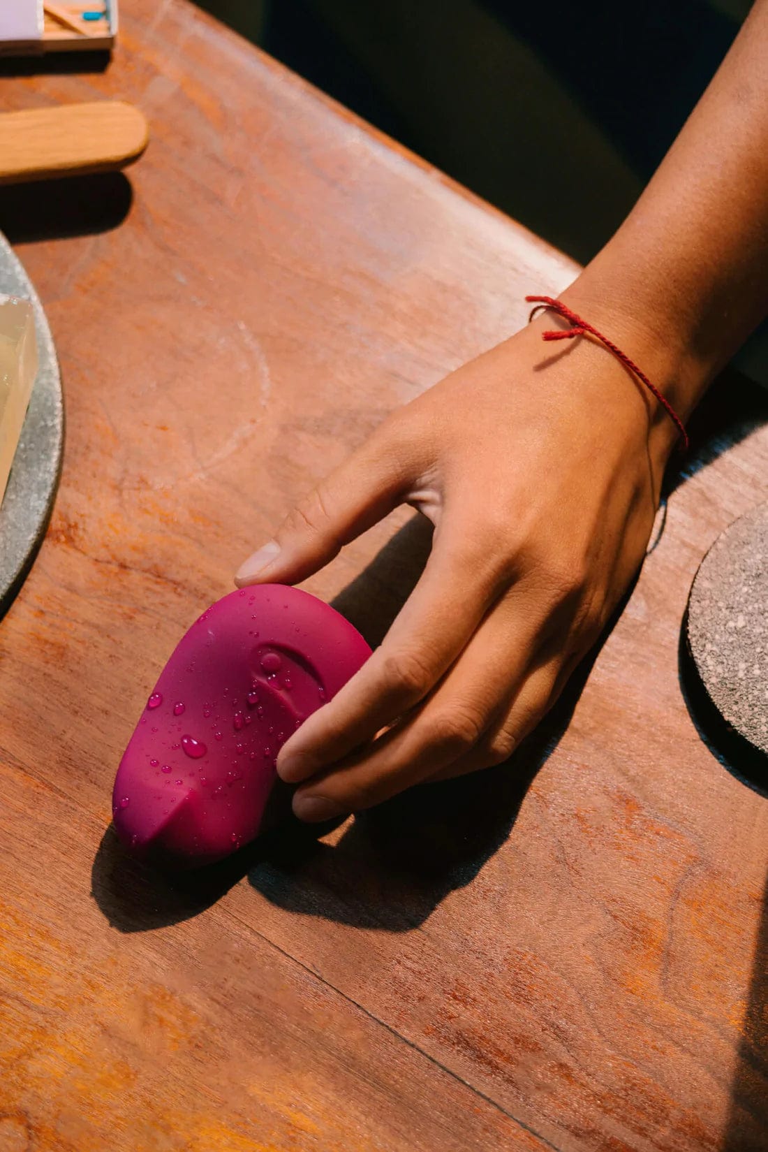 Dame - Pom - Plum Vibrators Dame